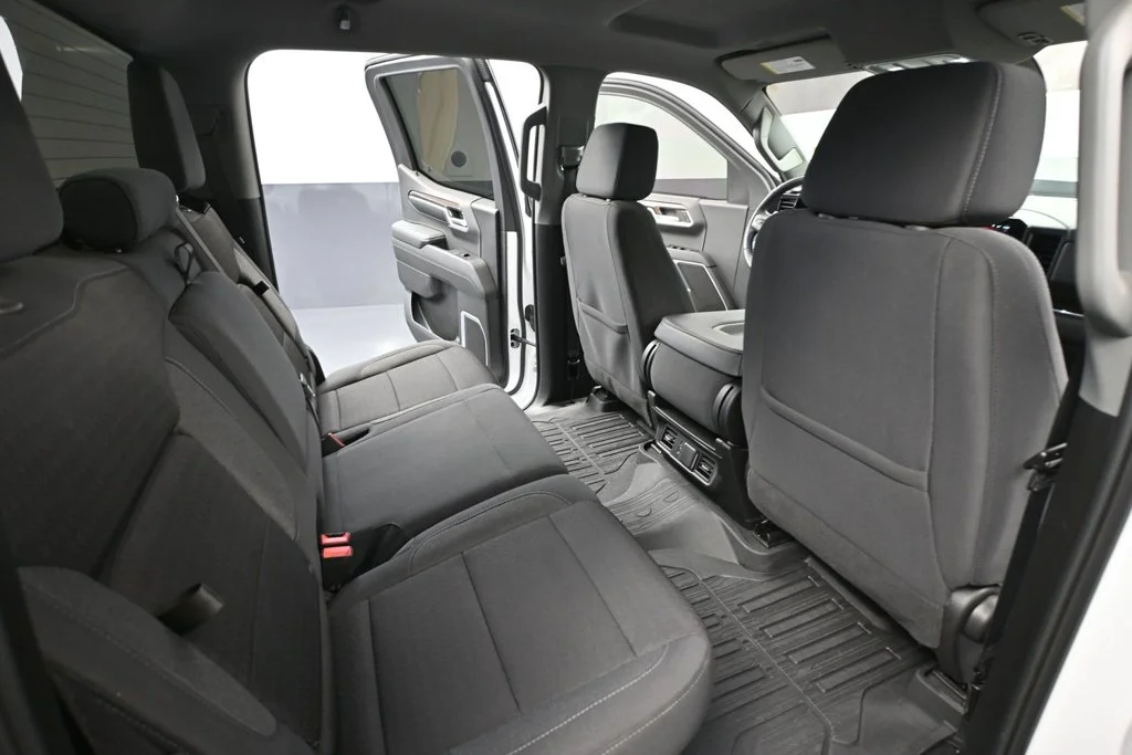 Certified Used 2024 White GMC Elevation image 32