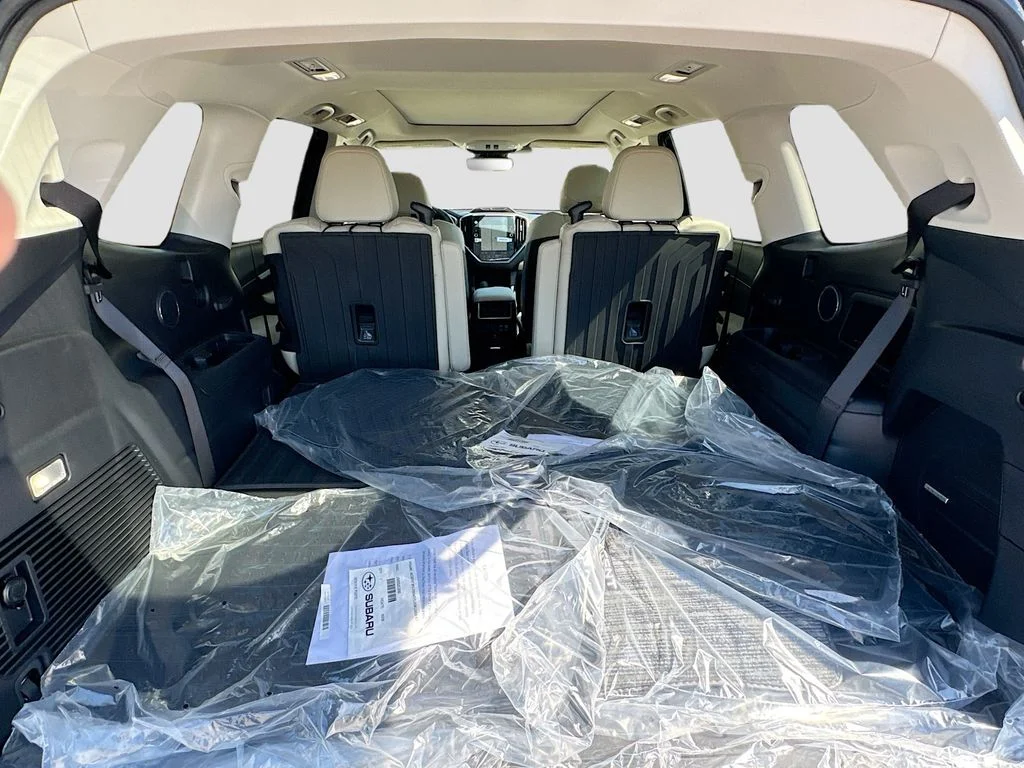 New 2026 CRYSTAL BLACK SILICA Subaru Limited 7-Passenger image 33