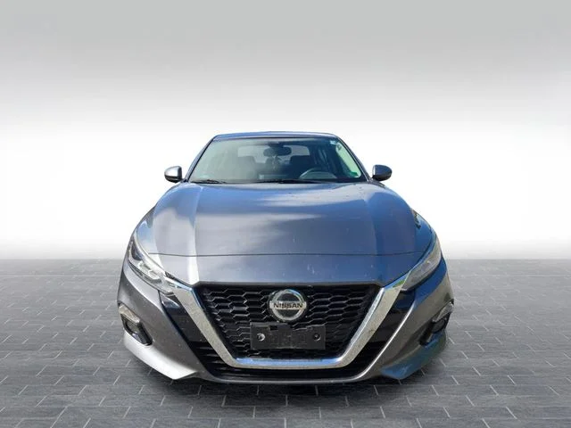 Used 2019 Gray Nissan 2.5 SL image 2