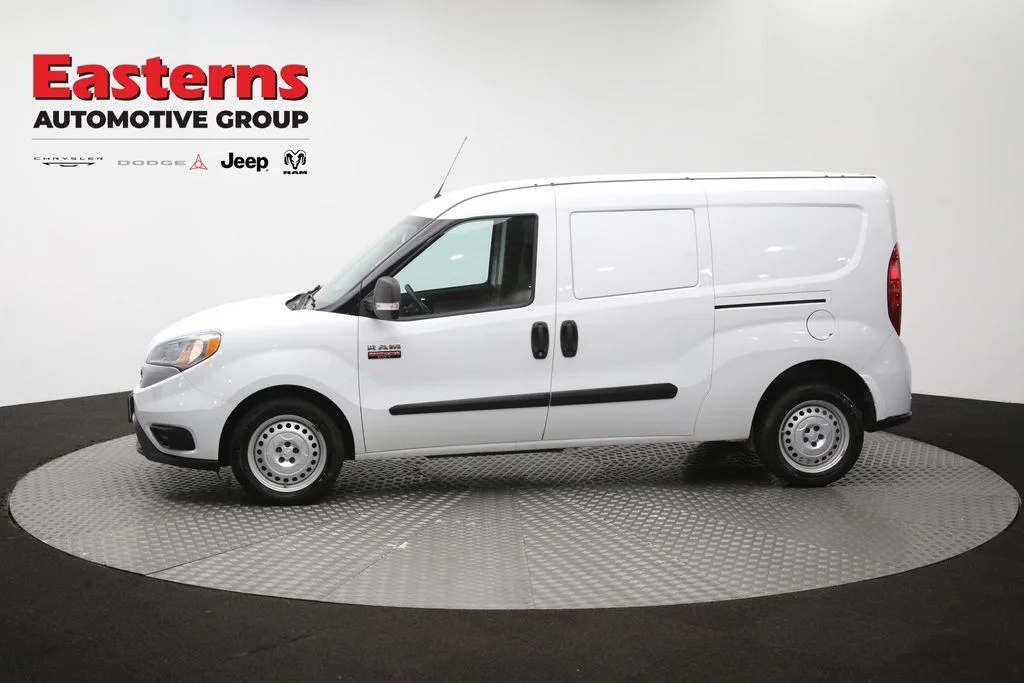 Used 2022 White Ram Base image 57