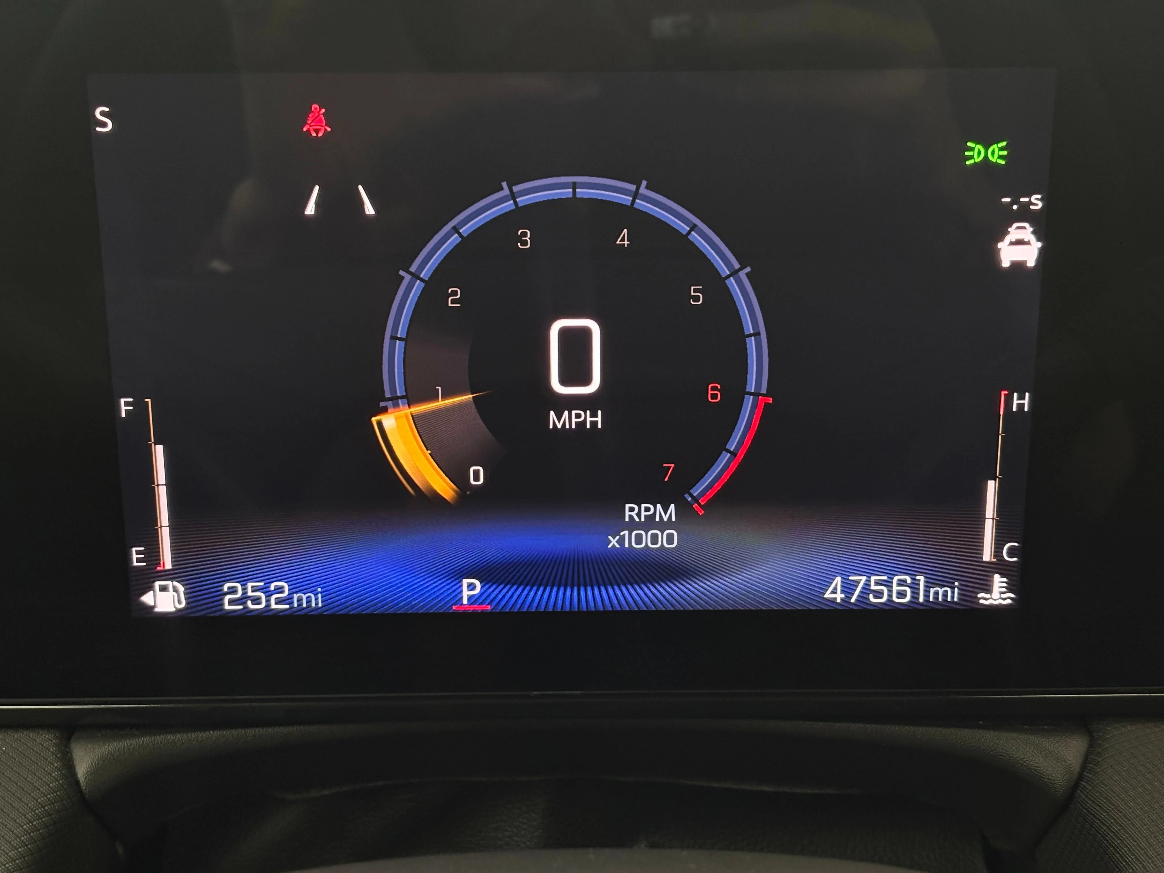 Used 2025 Mosaic Black Metallic Chevrolet LT image 19