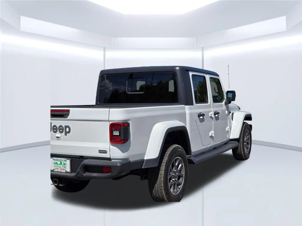 Used 2020 White Jeep Overland image 51