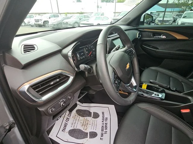 Used 2023 Gray Chevrolet ACTIV image 12
