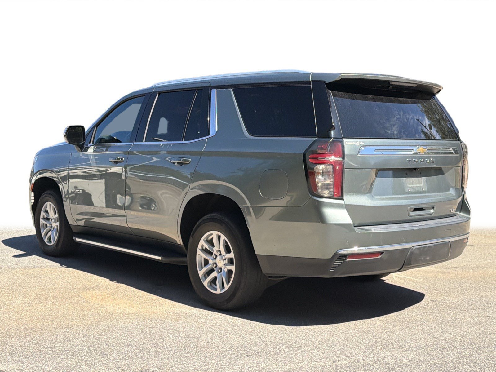 Used 2023 Silver Sage Metallic Chevrolet LT image 23