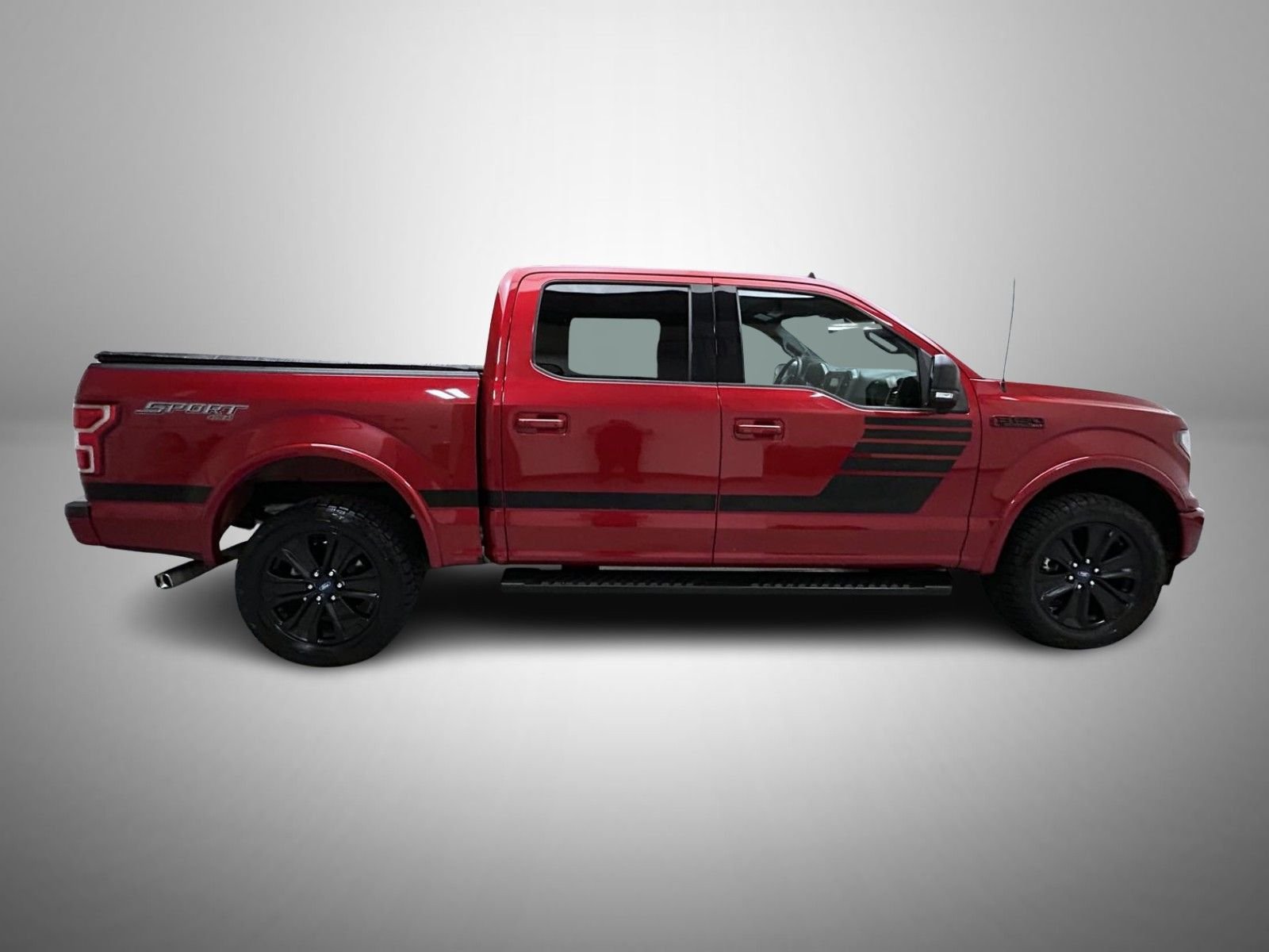Used 2020 Red Ford XLT image 4