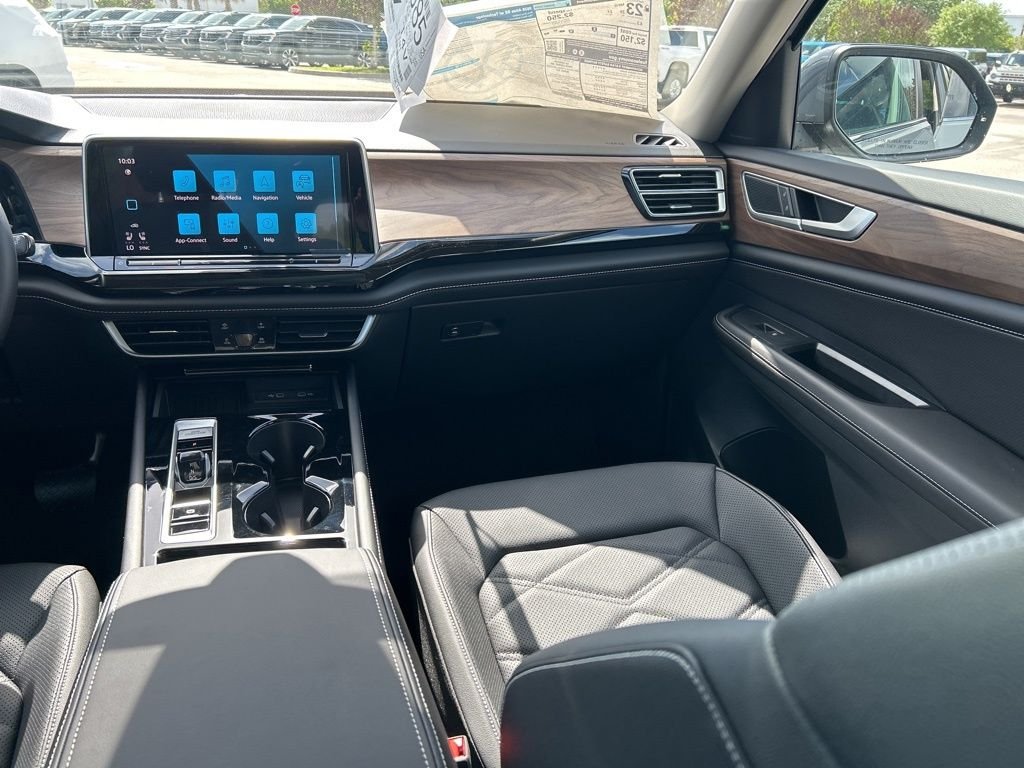New 2026 Gray Volkswagen 2.0T SE w/Technology image 11