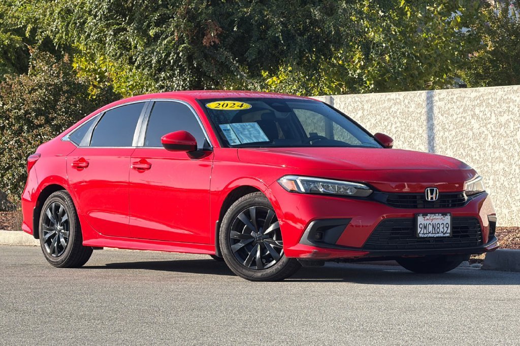 Used 2024 Rallye Red Honda LX image 2