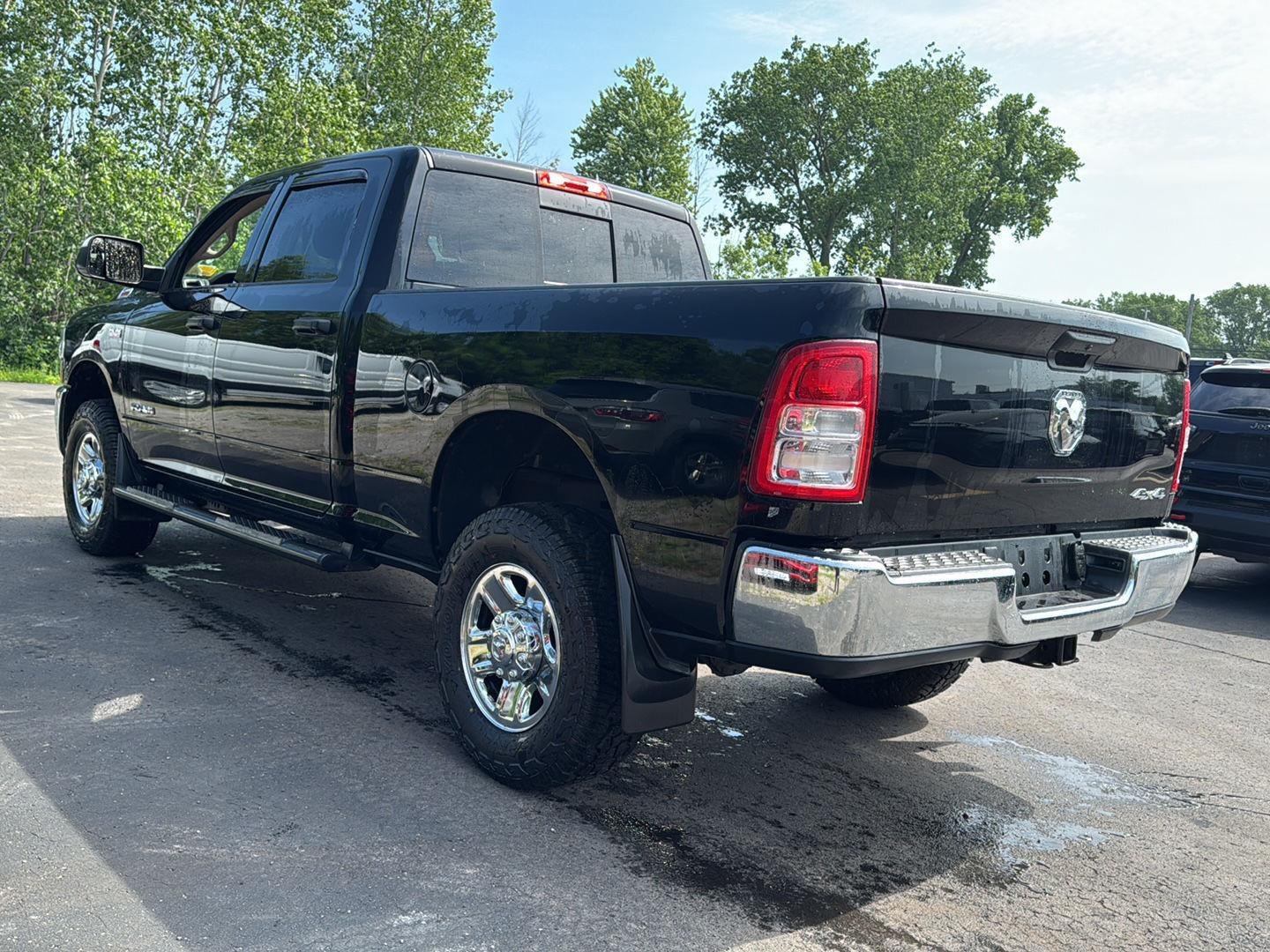 Used 2020 Diamond Black Crystal Pearlcoat Ram Tradesman image 4