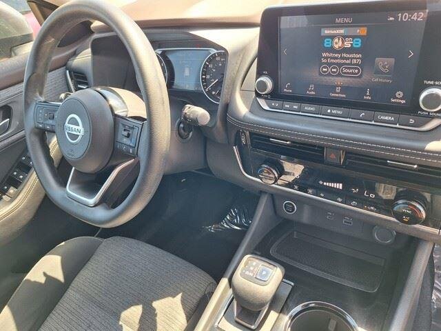 Used 2021 Gun Metallic Nissan SV image 34