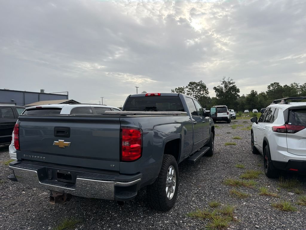 Used 2015 Gray Chevrolet LT image 6