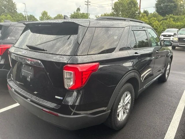 Used 2020 Black Ford XLT image 5