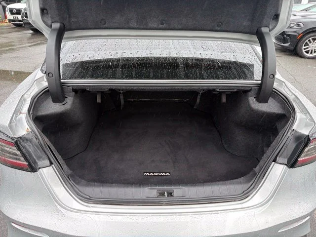 Used 2020 Silver Nissan 3.5 SL image 25