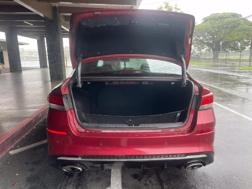 Used 2019 Red Kia S image 8