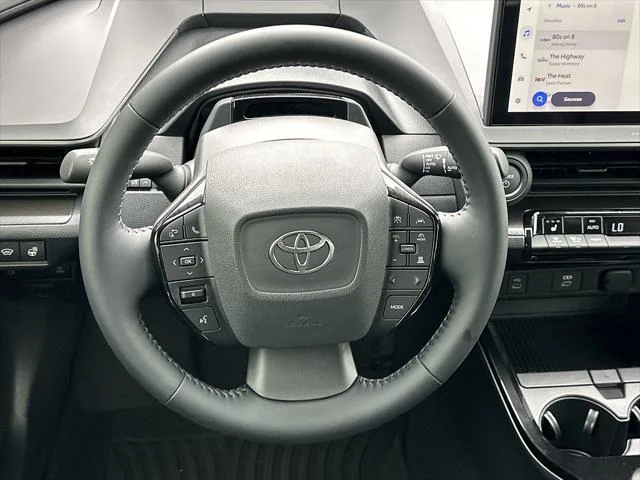 Certified Used 2026 WIND CHILL PEARL Toyota  image 23