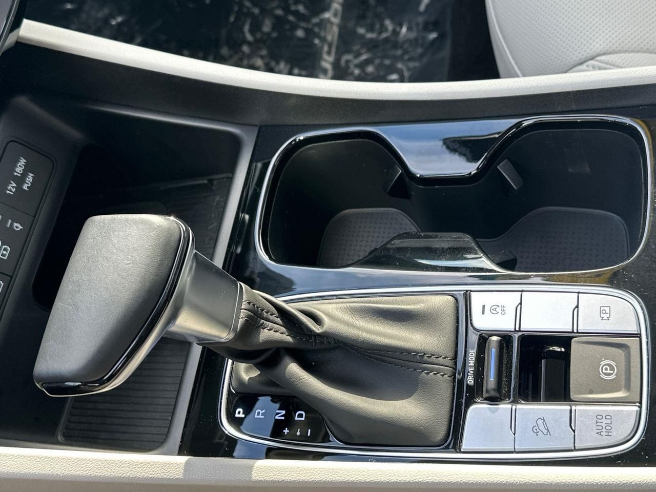 2025 Hyundai Tucson SEL Convenience - Photo 24