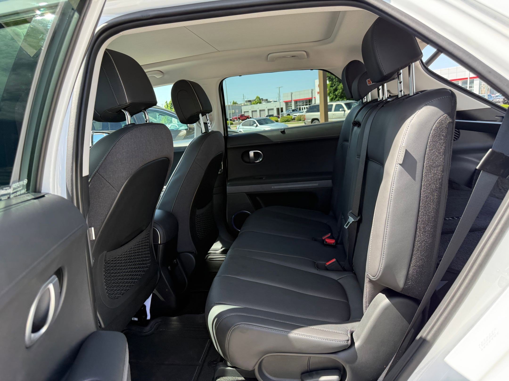 2024 Hyundai IONIQ 5 Limited - Photo 28
