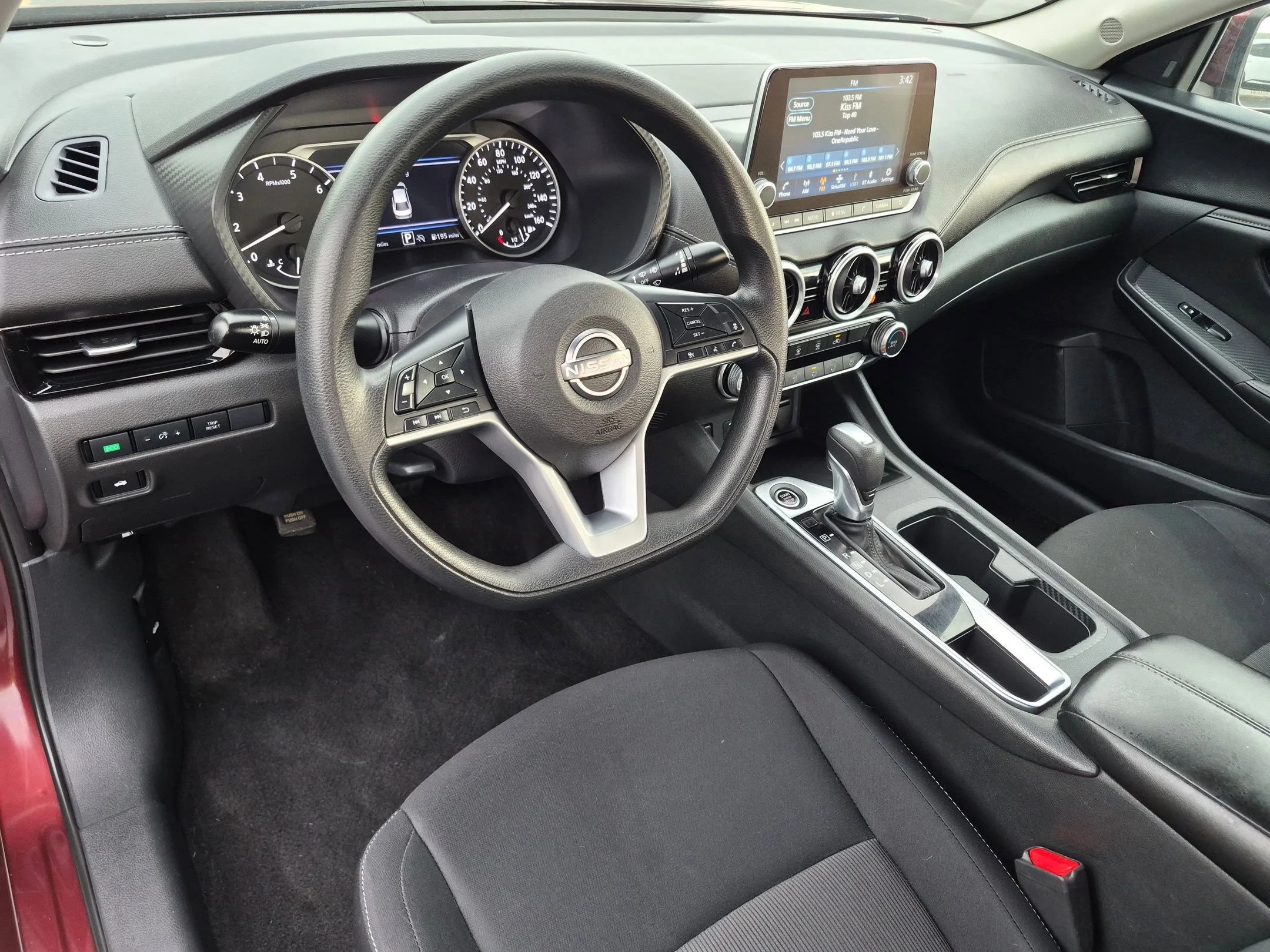 Used 2024 Rosewood Metallic Nissan SV image 10