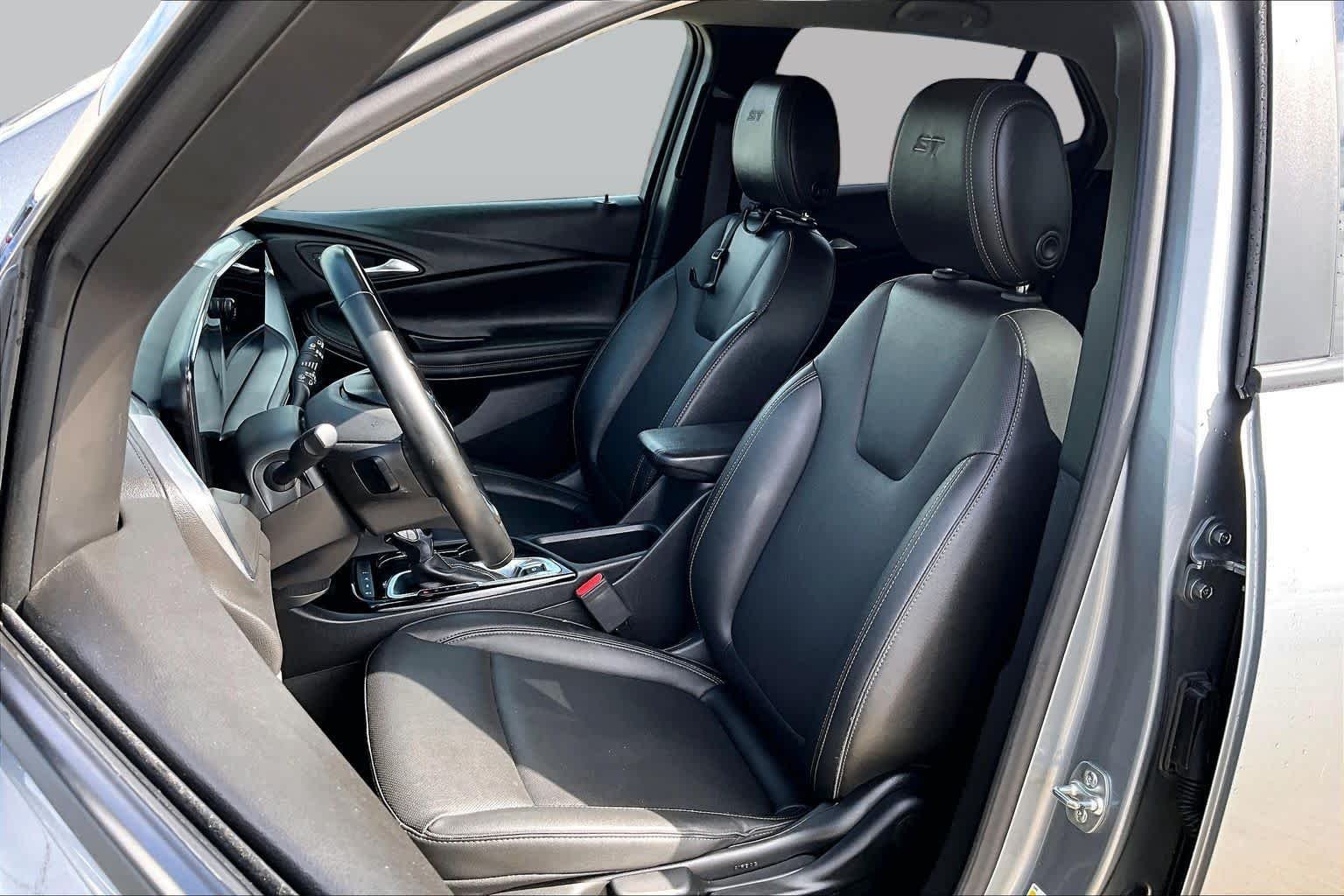 Used 2024 Moonstone Gray Metallic Buick Sport Touring image 8