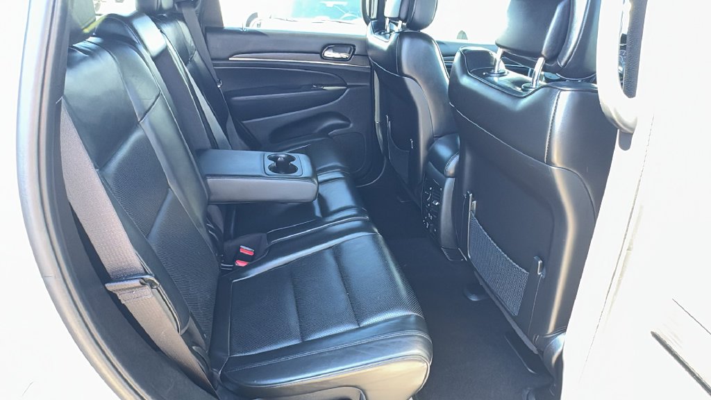 Used 2021 Silver Jeep High Altitude image 17