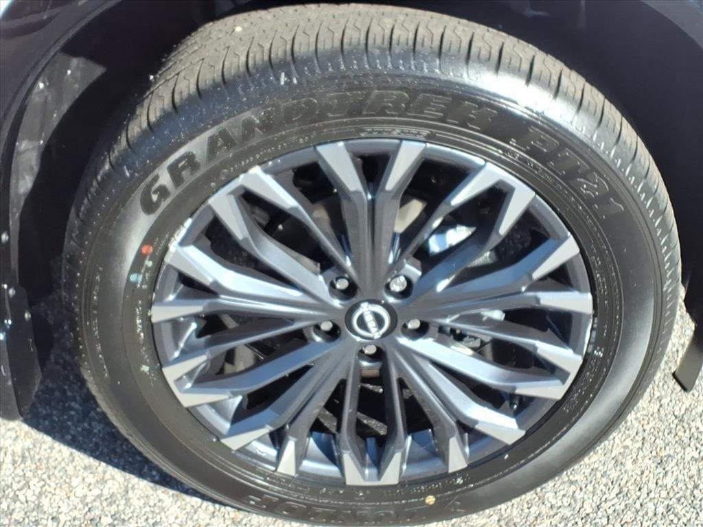 New 2026 Everest White Pearl TriCoat Nissan Platinum image 7