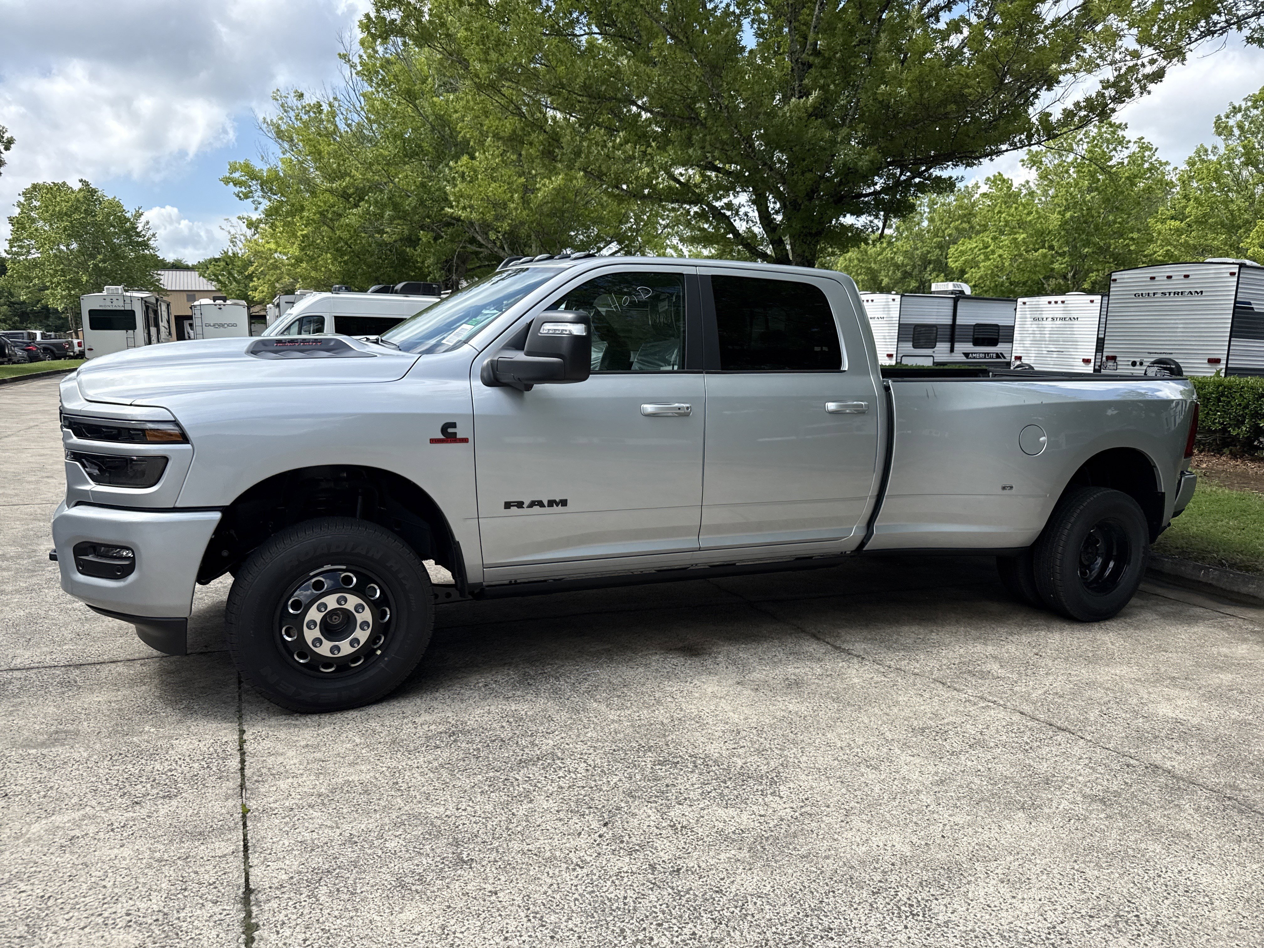 New 2026 Silver Zynith RAM Laramie image 5
