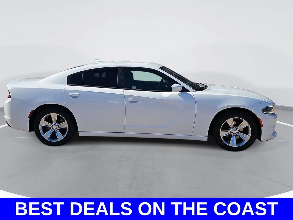 Used 2018 Dodge Charger SXT with VIN 2C3CDXHG1JH129135 for sale in Watsonville, CA