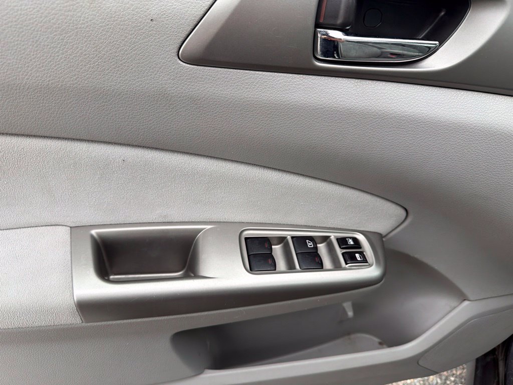 Used 2010 Gray Subaru 2.5X image 16