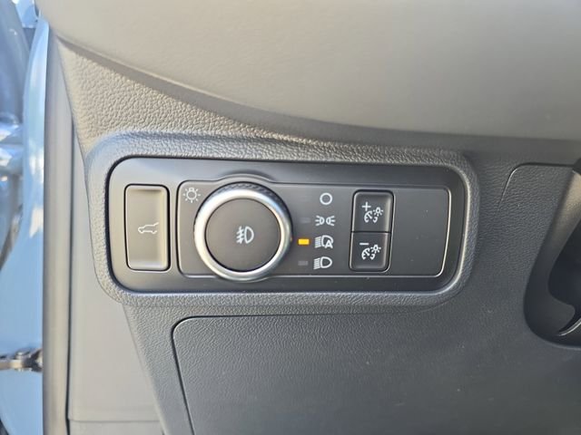 New 2026 Vapor Blue Metallic Ford Active image 47