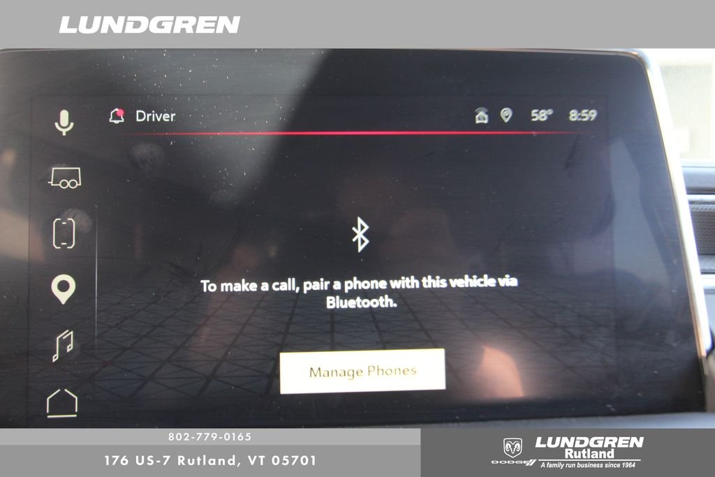 Used 2023 White GMC AT4 image 30