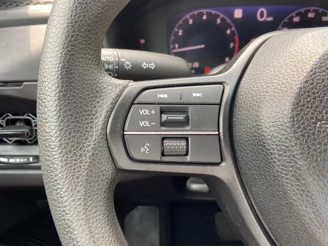 Used 2025 Gray Honda LX image 17