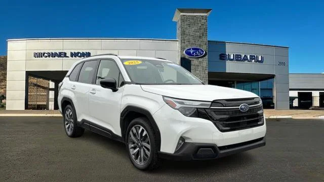 2025 Subaru Forester Touring's photo