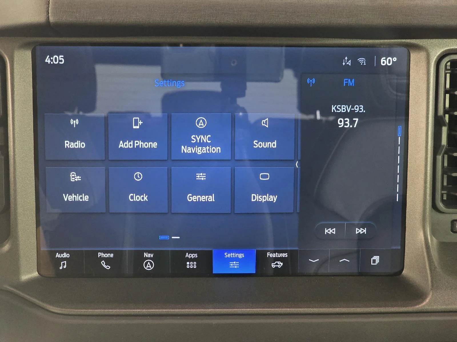 Used 2025 Carbonized Gray Metallic Ford Badlands image 40