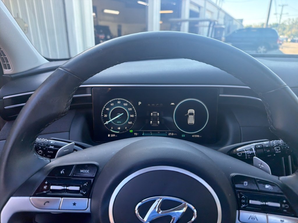 Used 2024 Silver Hyundai SEL Convenience image 18