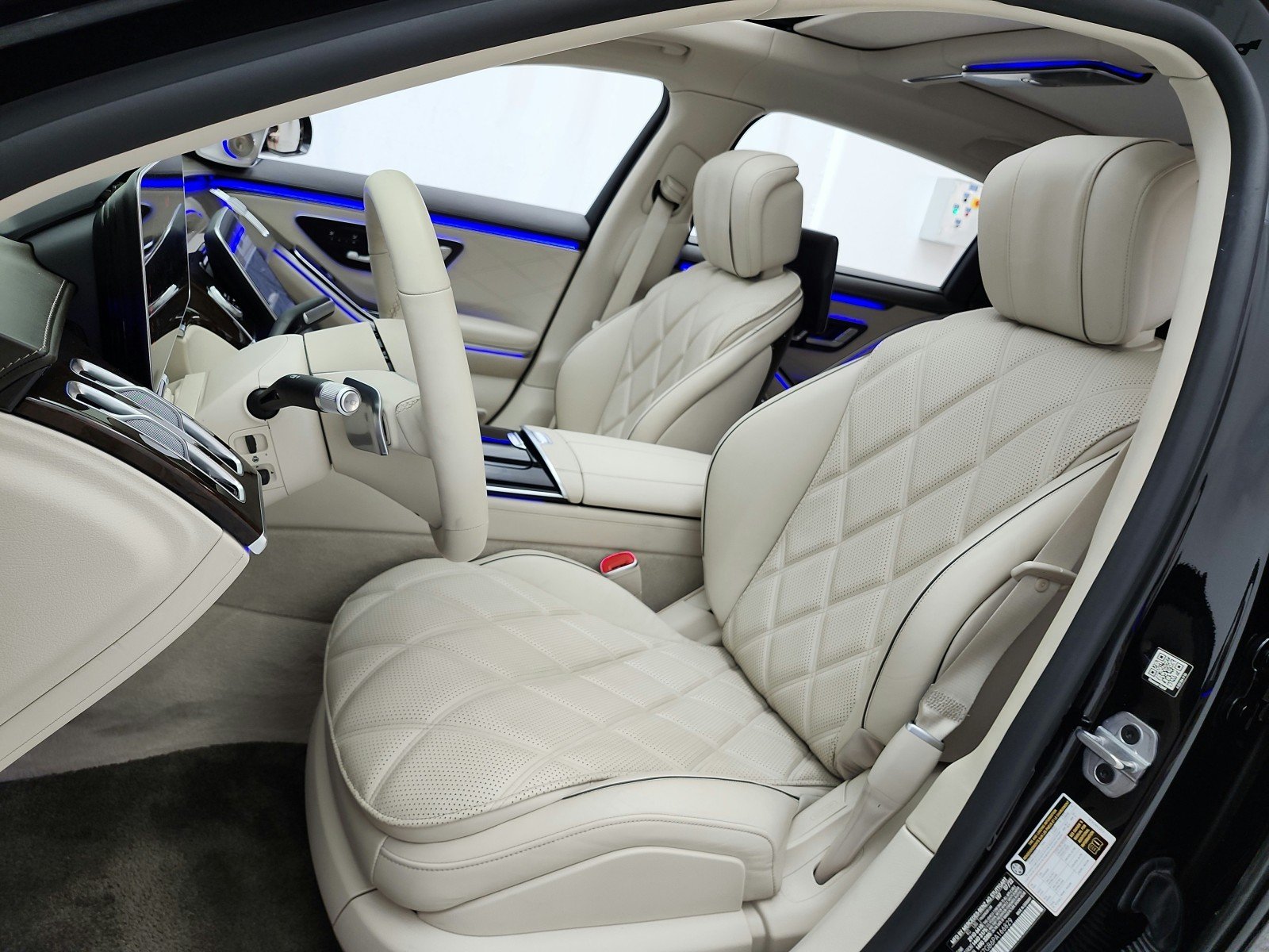 Certified Used 2023 Obsidian Black Mercedes-Benz Maybach S 580 4MATIC® Sedan image 10