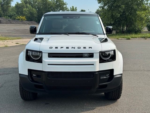 New 2026 Fuji White Land Rover S image 8
