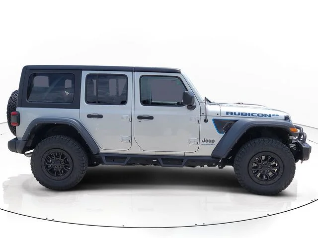 Used 2023 Silver Jeep Rubicon 20th Anniversary Edition 4xe image 4