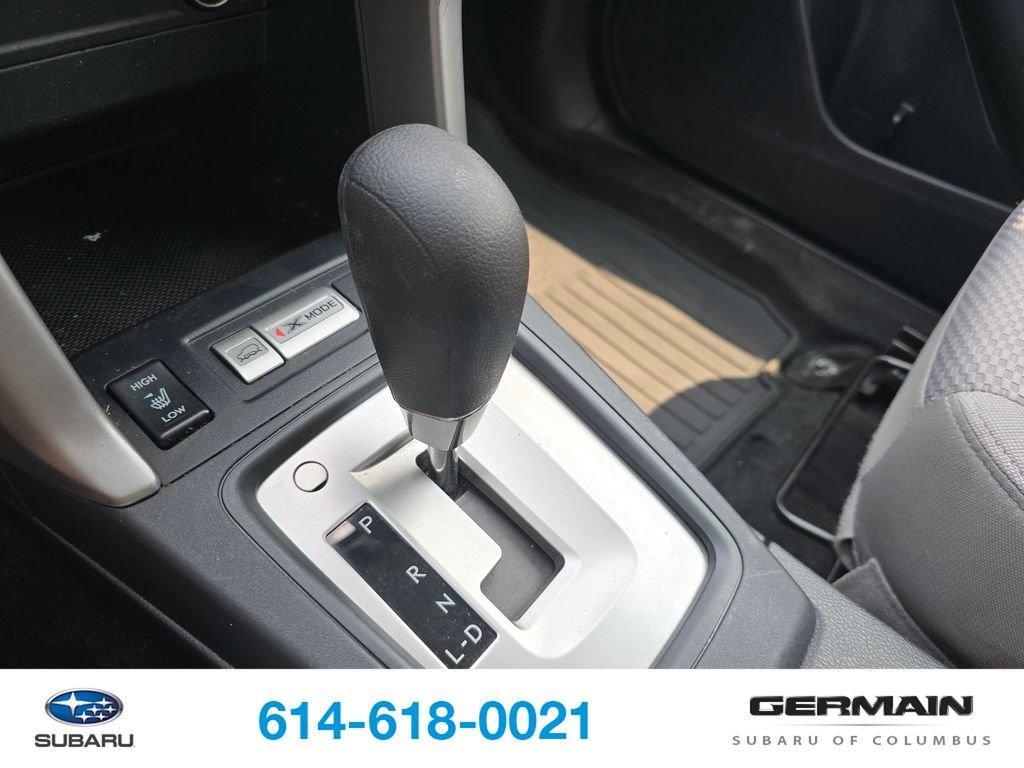 Used 2017 White Subaru 2.5i Premium image 26