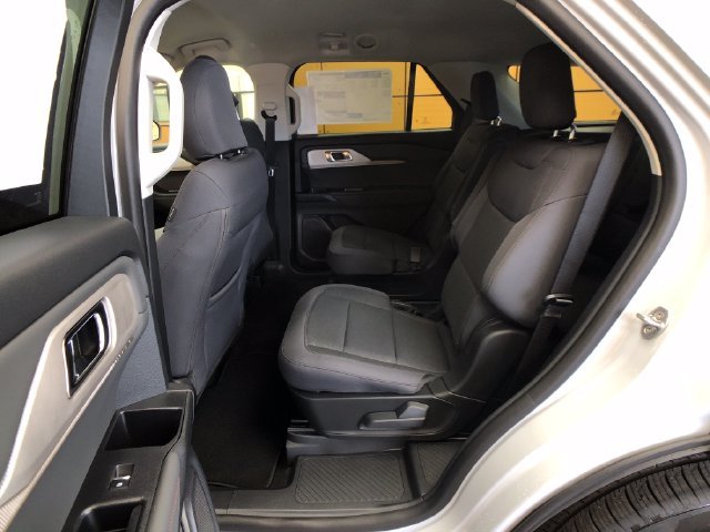 New 2026 Space White Metallic Ford Active image 19