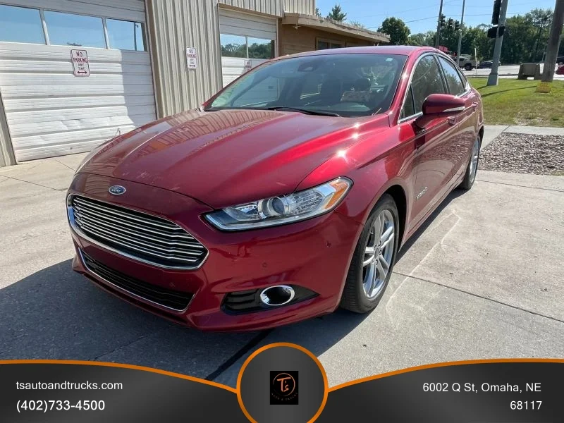 Used 2015 Red Ford Titanium Hybrid Sedan 4D image 2