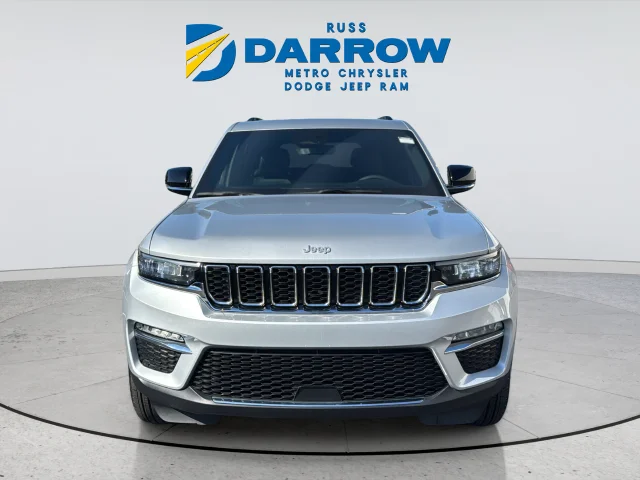 Used 2024 Silver Jeep Limited image 8