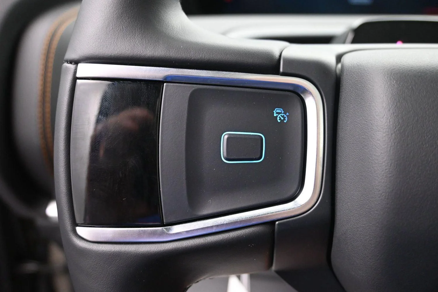 New 2027 Marsh Gray Ford Tremor® image 24