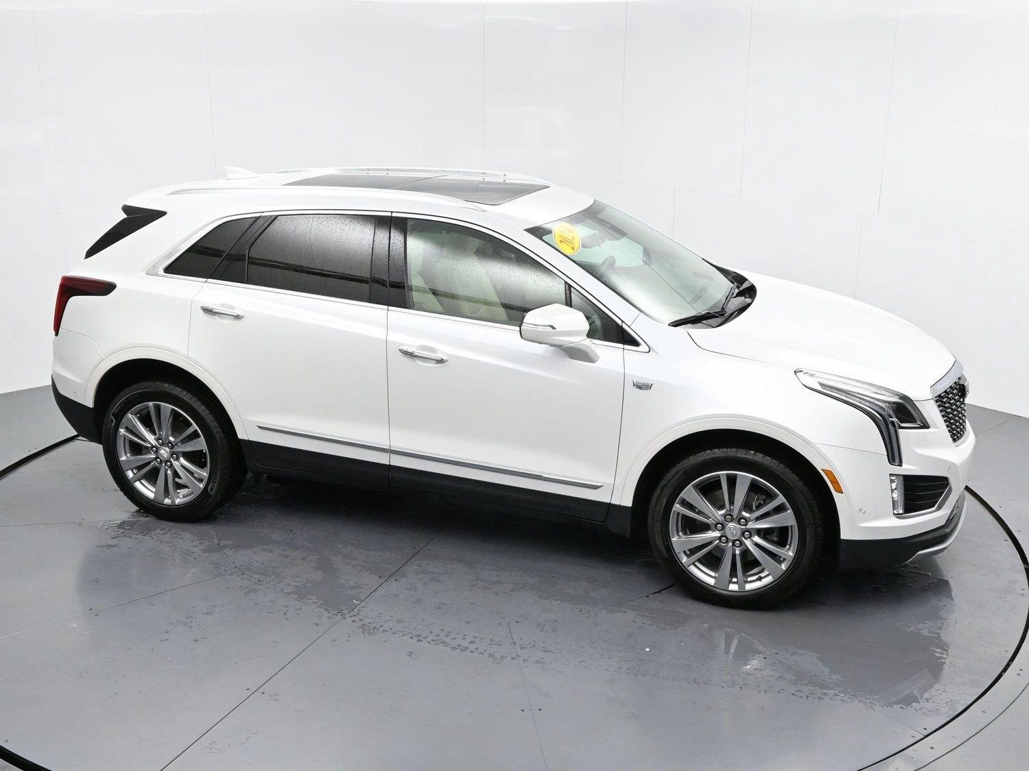 Used 2024 Crystal White Tricoat Cadillac Premium Luxury image 38