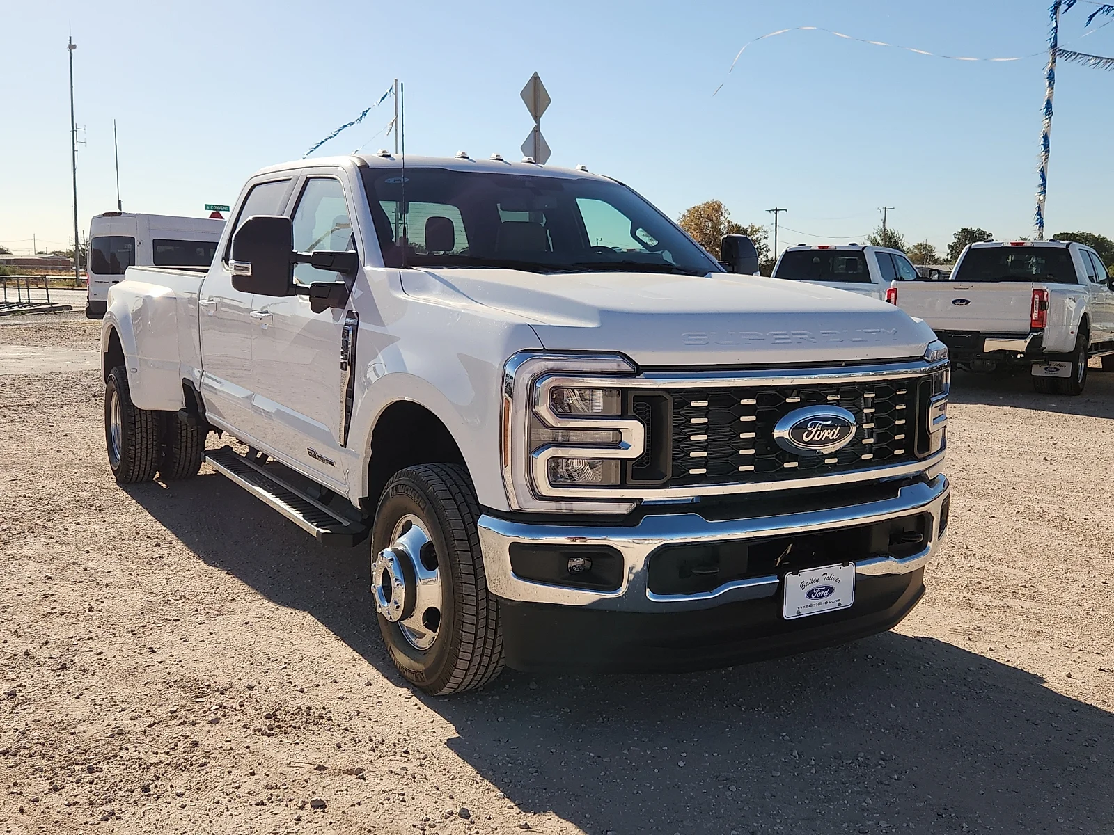 New 2026 Oxford White Ford Lariat image 1