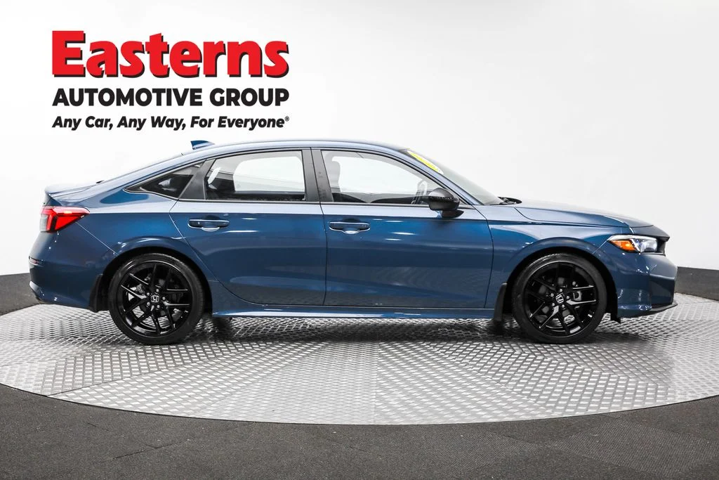 Used 2025 Blue Honda Sport image 4