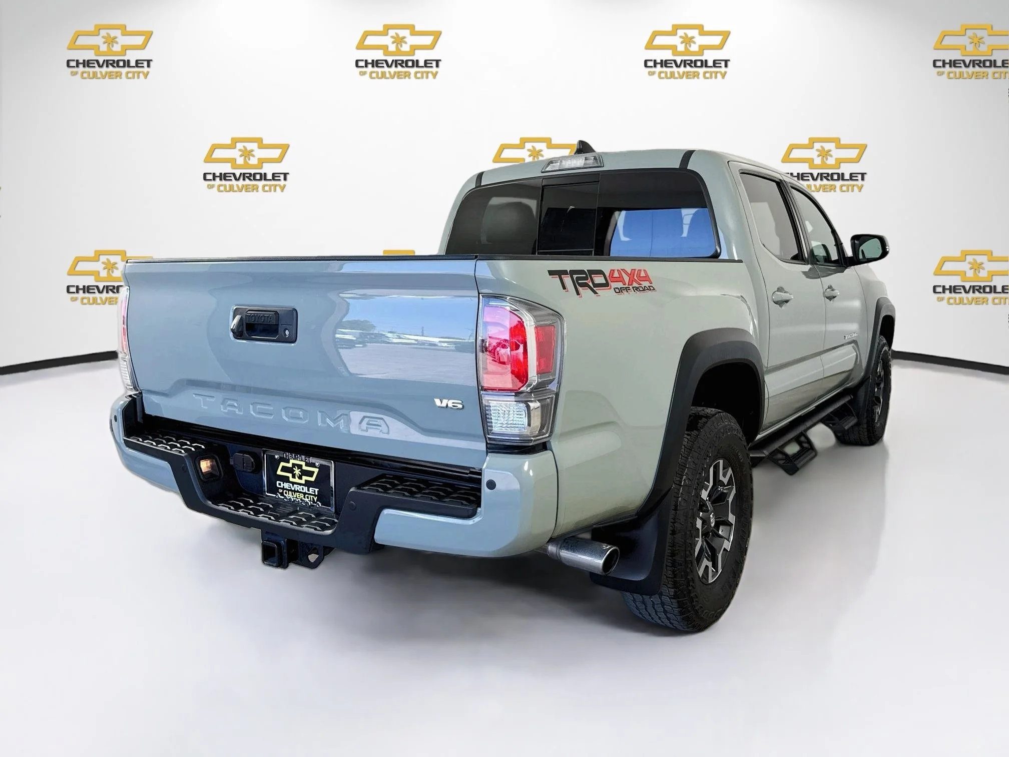 Used 2022  Toyota SR image 8