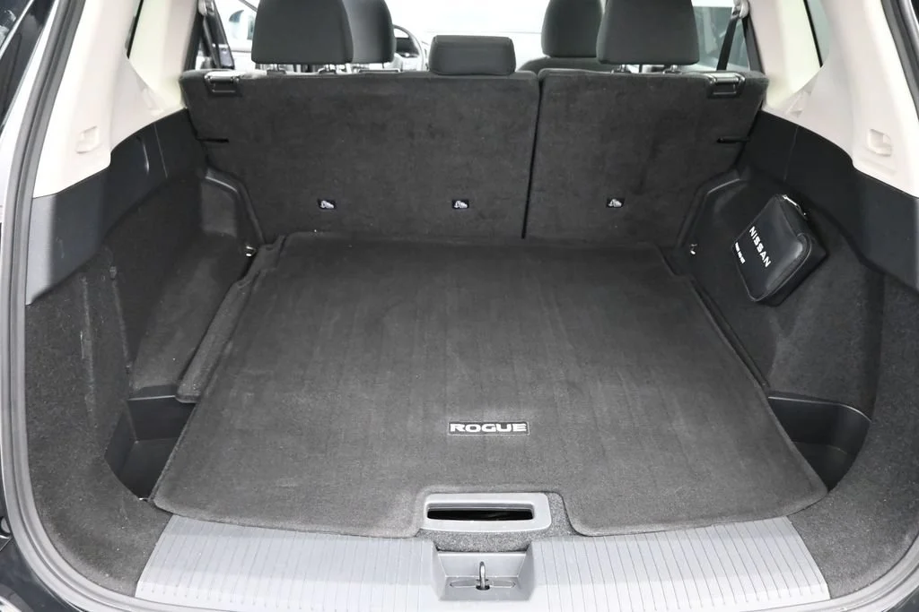 Used 2025 Black Nissan SV image 14