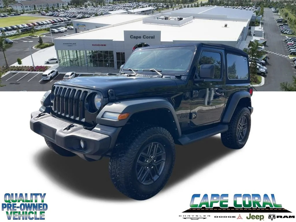 Used 2023 Black Jeep Sport S image 1