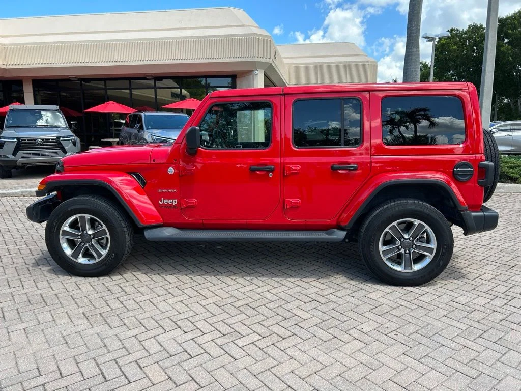 Used 2021 Red Jeep Unlimited Sahara image 6
