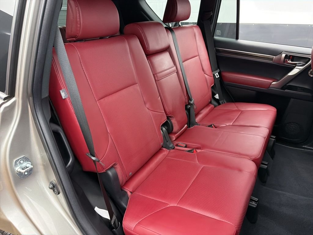 Certified Used 2022 ATOMIC SILVER Lexus 460 Luxury image 31