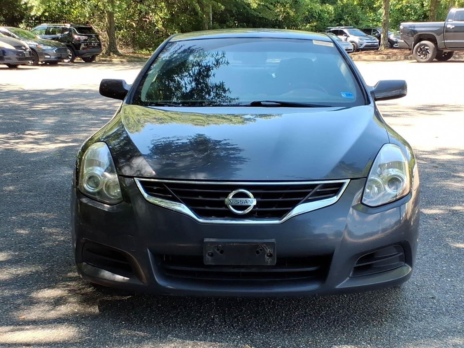 Used 2012 Navy Blue Metallic Nissan 2.5 S image 2